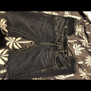 Miss me jeans they fit more of a 26